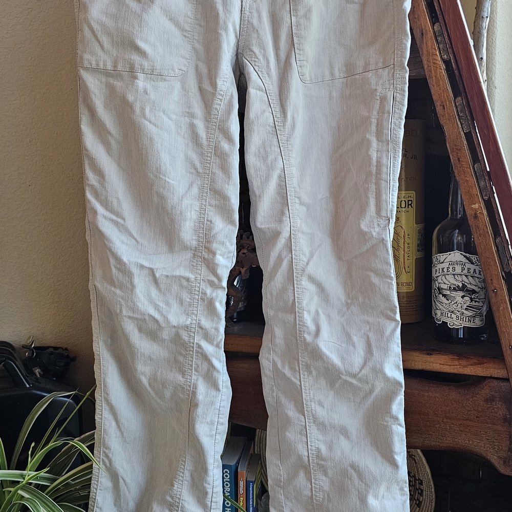 Kuhl Women's Light Gray Straight Leg Pants